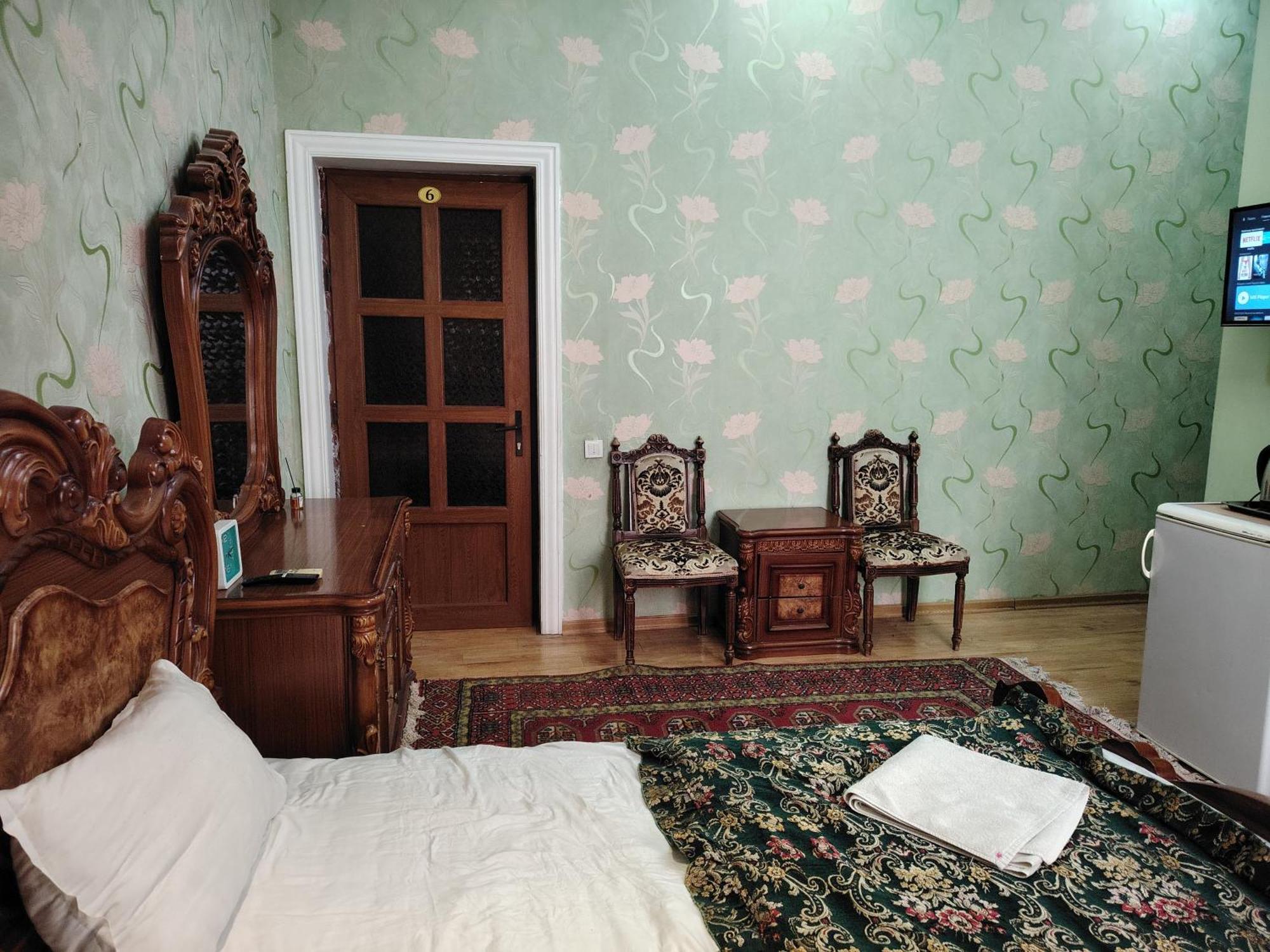 Green House Hotel & Hostel Bukhara Bagian luar foto
